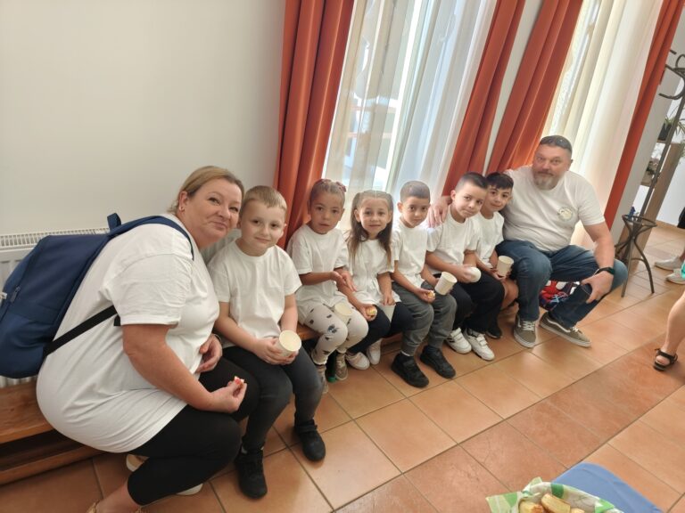 553525211_4528606484033136_477948764708949947_n